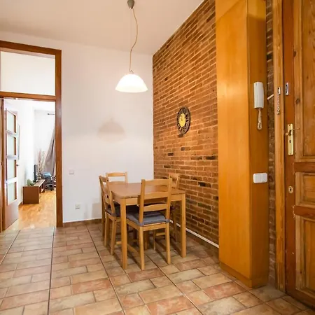 Apartment P2ari1046 - Magnific 2bed In The Center Barcelona